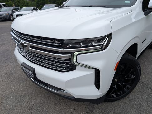 Used 2023 Chevrolet Tahoe Premier RWD image 13