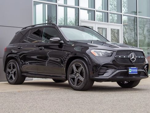 Used 2025 Mercedes-Benz GLE 350 4MATIC image 3