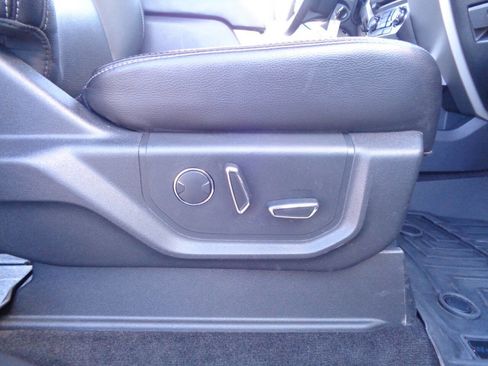 Used 2017 Ford F250 Lariat w/ Lariat Value Package image 88