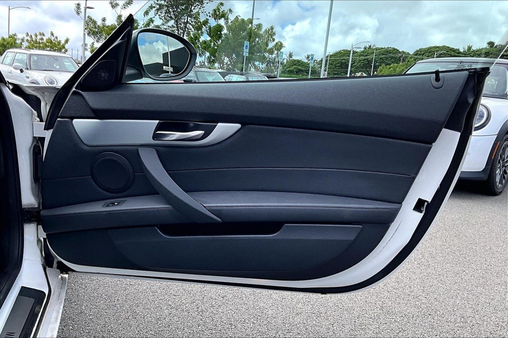 Used 2011 BMW Z4 sDrive35i RWD image 23