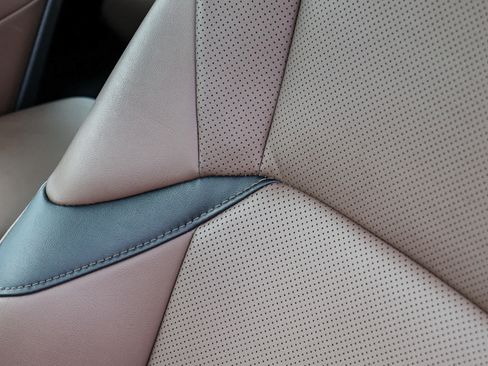 Certified 2025 Lexus ES 300h w/ Premium Package FWD image 26