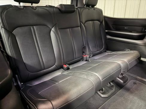 Used 2024 Jeep Wagoneer Series II image 25