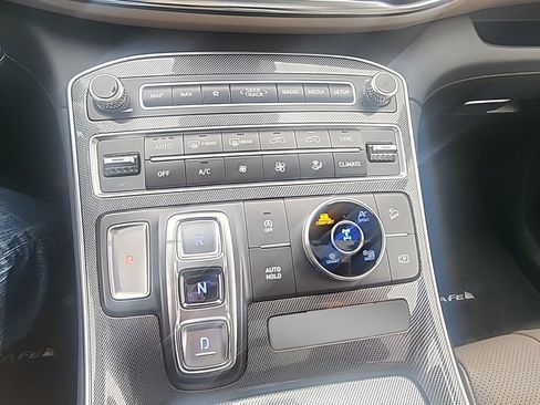 Used 2023 Hyundai Santa Fe SEL w/ Premium Package image 14