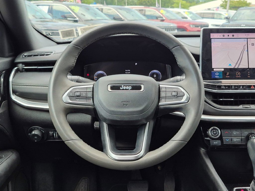 Used 2023 Jeep Compass High Altitude AWD/4WD image 14