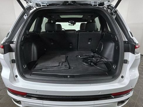 Used 2024 Jeep Grand Cherokee Limited 4xe AWD/4WD image 28