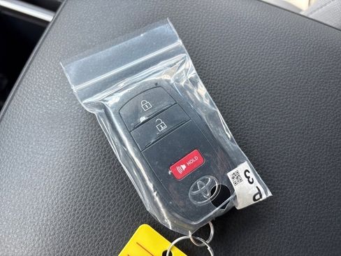 New 2025 Toyota Tacoma TRD Sport image 17