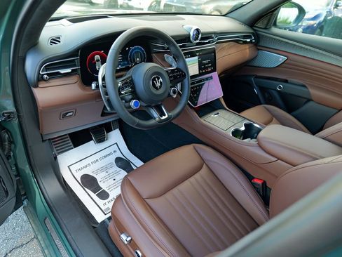 Used 2025 Maserati Grecale Modena AWD/4WD image 19