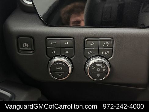 New 2026 GMC Sierra 1500 SLT AWD/4WD image 19