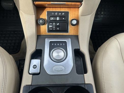 Used 2015 Land Rover LR4 HSE image 15
