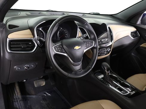 Used 2023 Chevrolet Equinox Premier FWD image 26