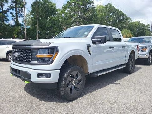 Used 2025 Ford F150 STX w/ Equipment Group 200A AWD/4WD image 4