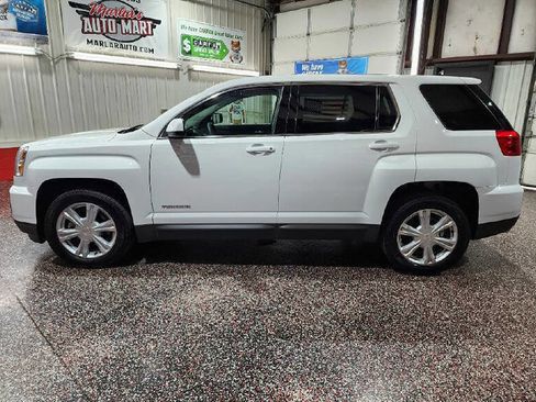 Used 2017 GMC Terrain SLE image 4