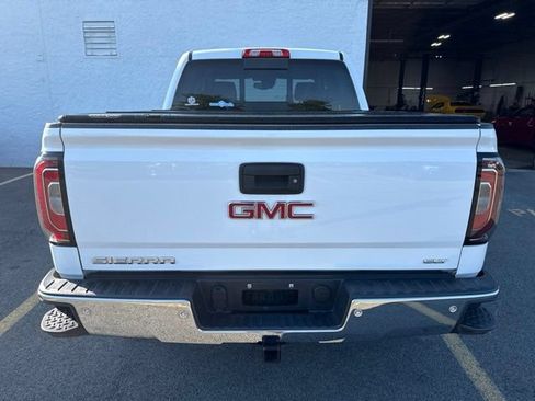 Used 2018 GMC Sierra 1500 SLT AWD/4WD image 5