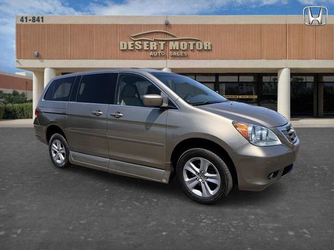 Used 2010 Honda Odyssey Touring image 3