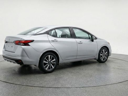 Used 2025 Nissan Versa SV FWD image 9