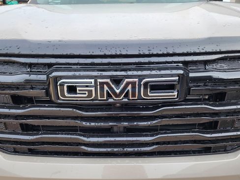 New 2026 GMC Terrain Elevation w/ Black Edition image 10