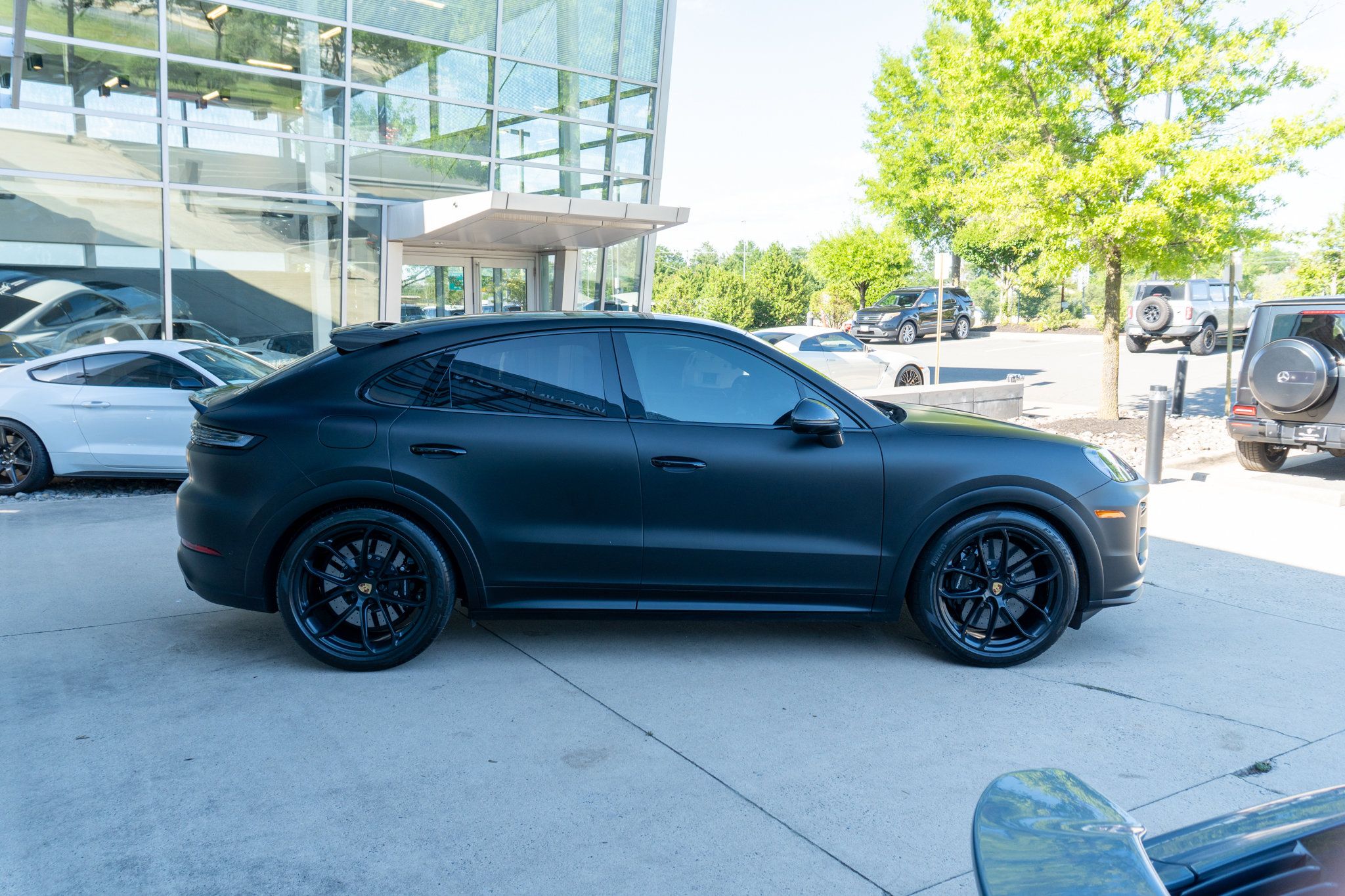 Used 2024 Porsche Cayenne Turbo GT AWD/4WD image 6