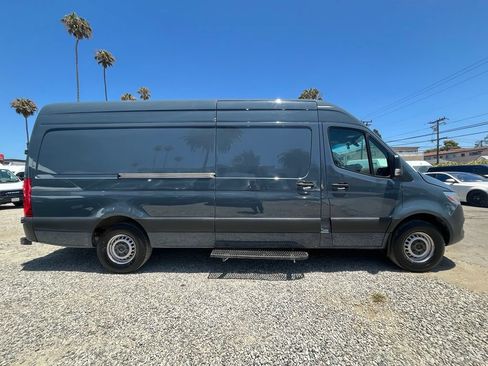Used 2019 Mercedes-Benz Sprinter 170 image 6