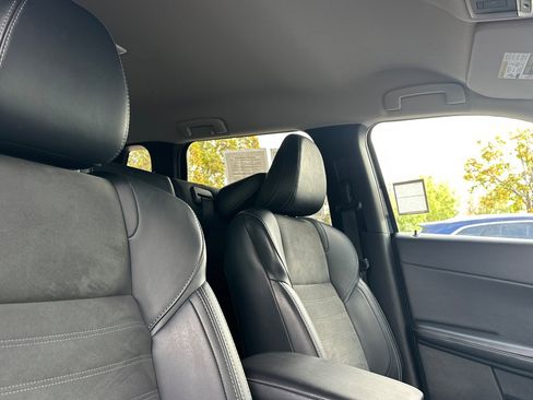 Used 2024 Mitsubishi Outlander SE image 20