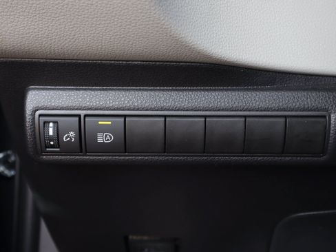 Used 2025 Toyota Corolla LE FWD image 23