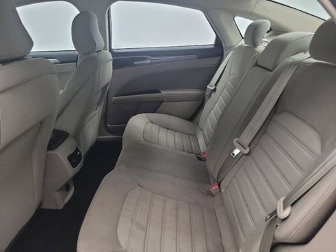 Used 2020 Ford Fusion SE w/ Fleet SE Value Package FWD image 18