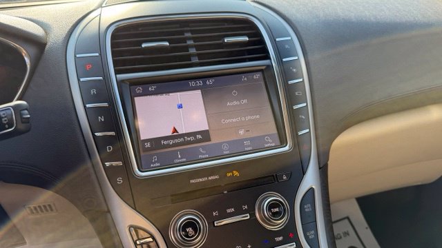 Used 2019 Lincoln Nautilus Reserve AWD/4WD image 12