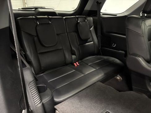 Used 2023 Ford Explorer Limited image 34