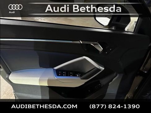 Certified 2025 Audi Q3 2.0T Premium Plus w/ Premium Plus Package image 15