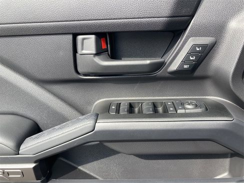 New 2025 Toyota 4Runner TRD Off-Road Premium image 13