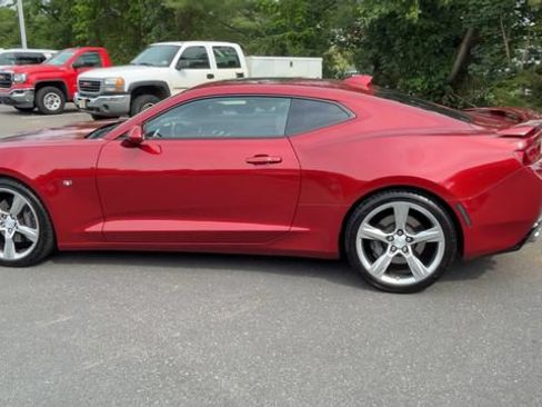 Certified 2018 Chevrolet Camaro SS RWD image 5