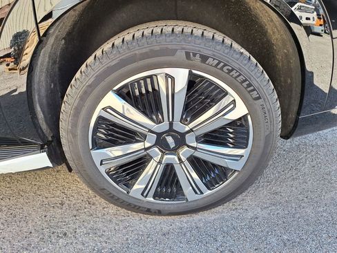 New 2025 Cadillac Escalade IQ Luxury 2 AWD/4WD image 24