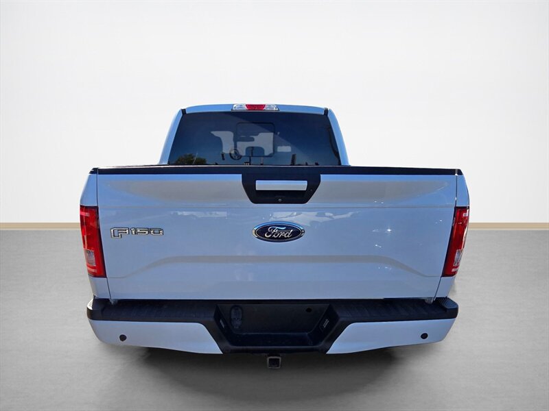 Used 2016 Ford F150 XLT w/ Equipment Group 302A Luxury AWD/4WD image 5