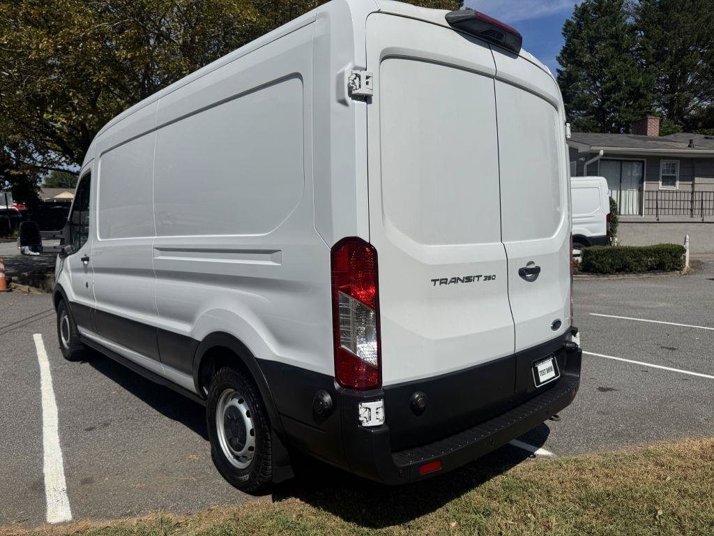 Used 2019 Ford Transit 350 148 Medium Roof RWD image 4