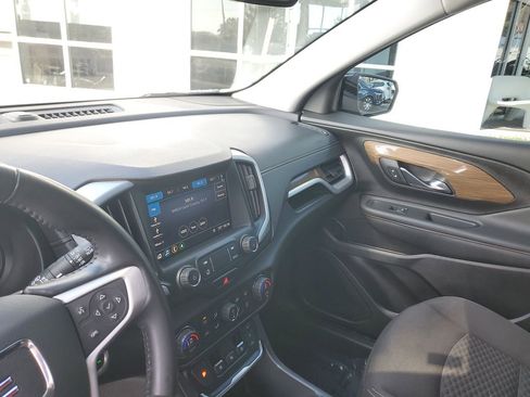 Used 2020 GMC Terrain SLE w/ Driver Convenience Package image 23