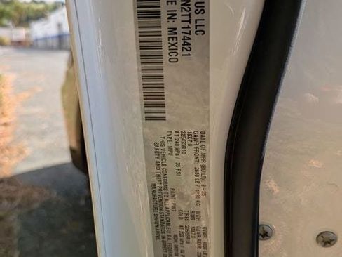 New 2026 Jeep Compass Limited image 22