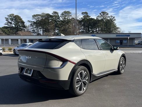 Used 2023 Kia EV6 Wind image 5
