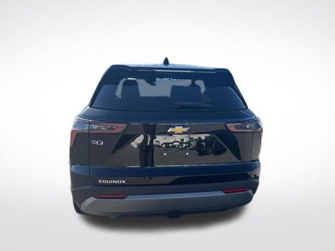 Used 2025 Chevrolet Equinox LT image 4