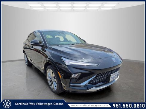 Used 2024 Buick Envista Avenir FWD image 1