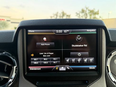 Used 2015 Ford F250 Platinum w/ FX4 Off-Road Package image 35