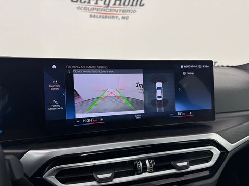 Used 2024 BMW 330i Sedan image 15