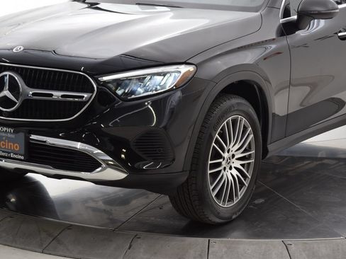 Certified 2024 Mercedes-Benz GLC 300 image 11