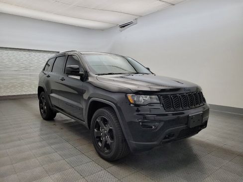 Used 2019 Jeep Grand Cherokee Laredo image 13
