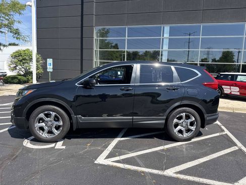 Used 2017 Honda CR-V EX image 2