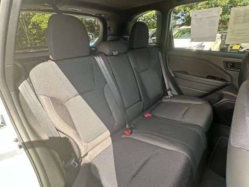 Used 2025 Subaru Forester Premium AWD/4WD image 11