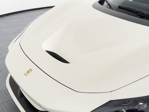 Certified 2023 Ferrari F8 Tributo image 13