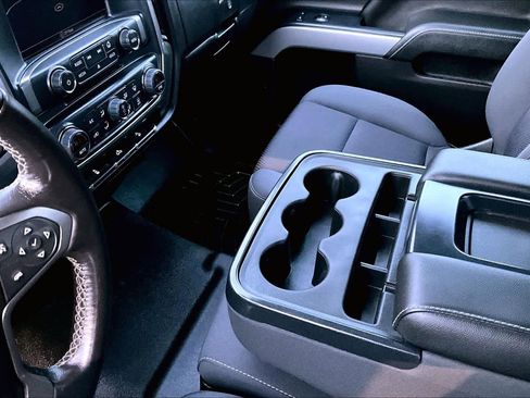 Used 2018 Chevrolet Silverado 1500 LT w/ All Star Edition image 14