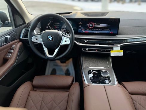 New 2026 BMW X7 xDrive40i image 11
