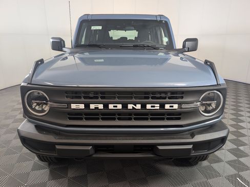 New 2025 Ford Bronco 4-Door image 2