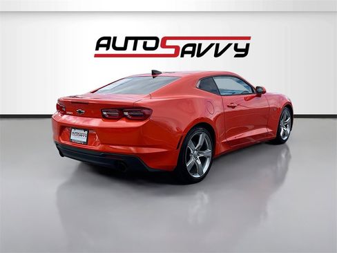 Used 2019 Chevrolet Camaro LT image 7