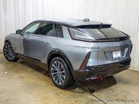 New 2025 Cadillac Lyriq Sport image 7